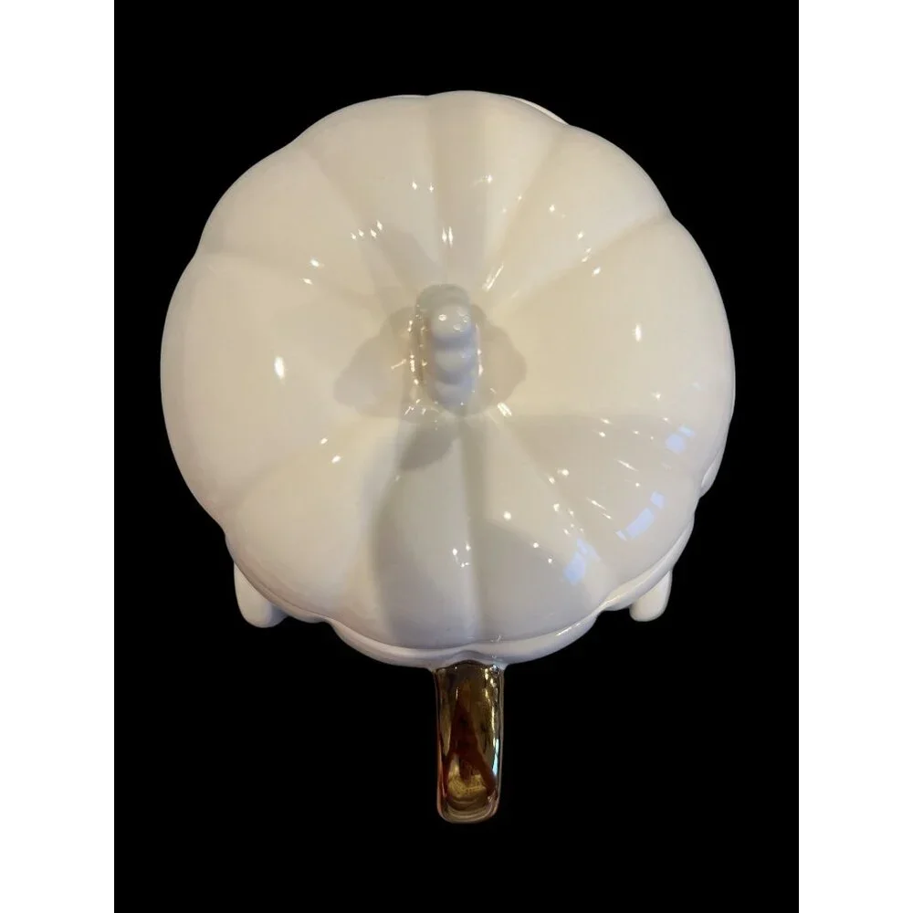 Hallmark Disney Princess Cinderella's Pumpkin Carriage White & Gold‎ Mug W Lid